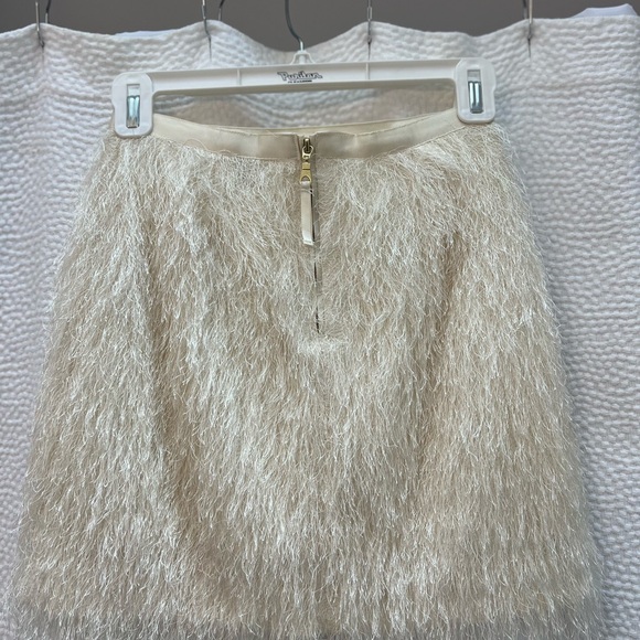 H&M SKIRT 2 WHITE IVORY FRINGE SHAG TAYLOR SWIFT CONCERT OUTIFT - Picture 4 of 4